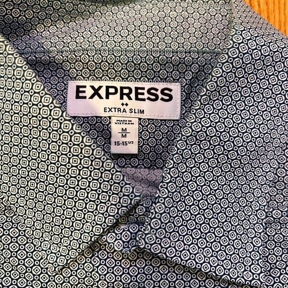 Express Button Up Patterned Shirt - Picture 3 of 4
